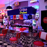 Neon-cocktails-and-dreams-bar-illustration