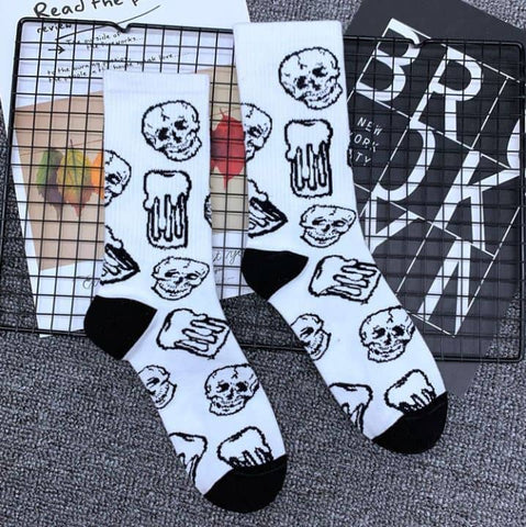Chaussettes-tetes-de-mort-blanc