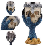Coupe-a-biere-medievale-main-du-demon-bleue