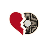 Double-pins-disque-vinyle-et-coeur