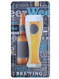 Plaque-en-metal-sur-la-biere-bouteille-et-son-verre