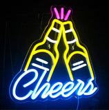 Neon-cheers-bouteilles-de-biere