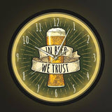 Horloge-murale-in-beer-we-trust-eclairage